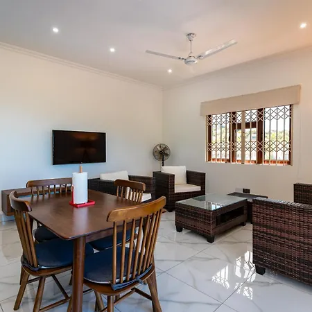D'Offay Seaview Apartments Beau Vallon  Exterior photo
