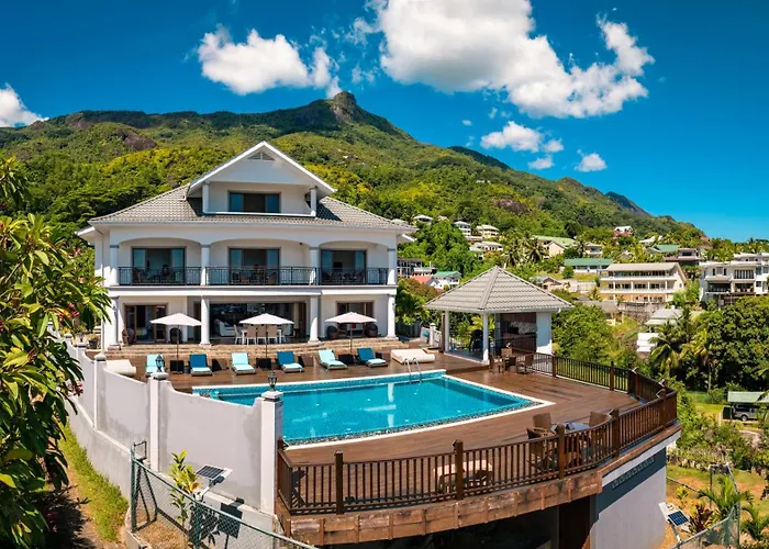 D\'Offay Seaview Apartments